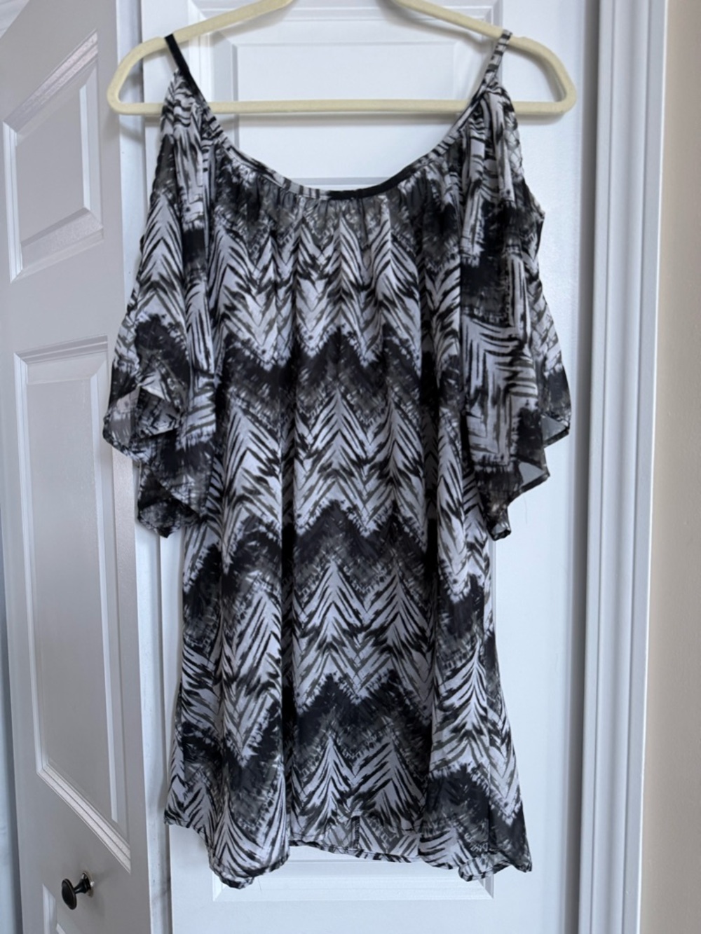 Women's Black & White Cold-Shoulder Swim Coverup